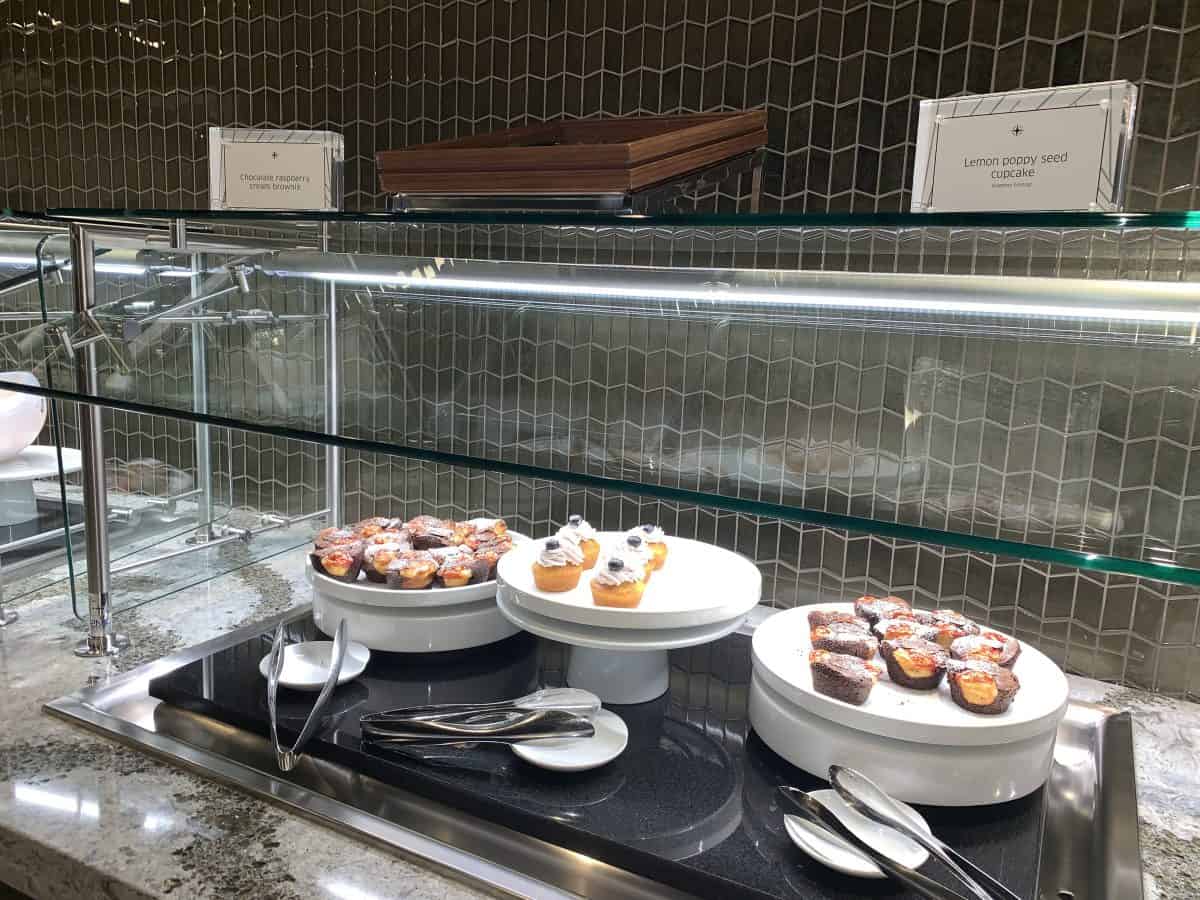 Buffet Desert Options United's Polaris Lounge LAX