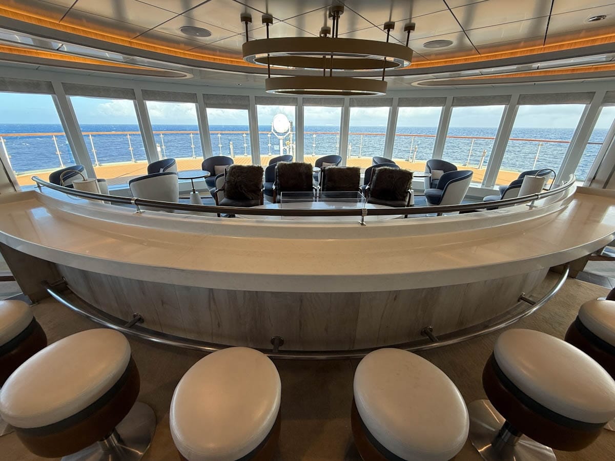 Ocean Albatros Amenities and Staterooms