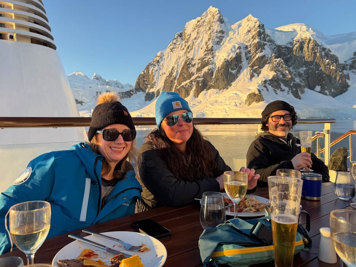 Guide to Antarctica Expedition on Ocean Albatros